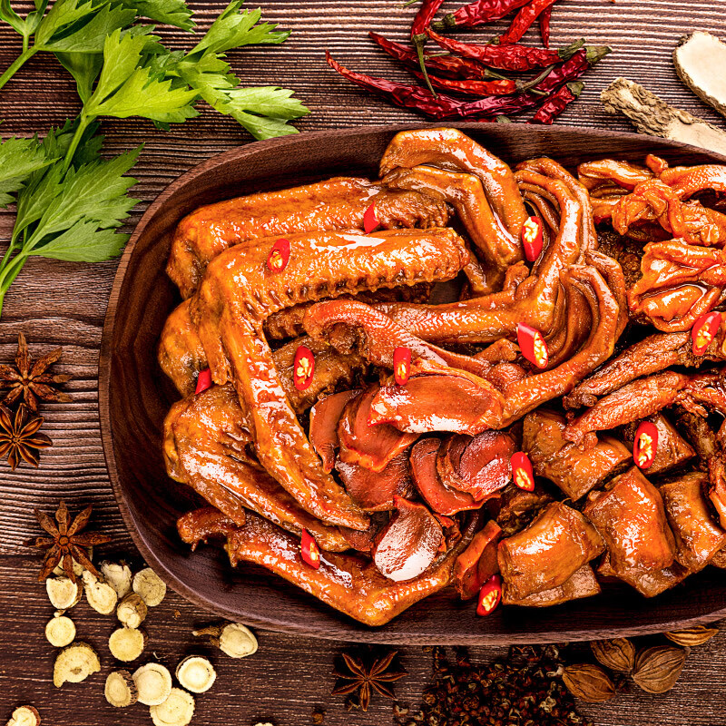 三只松鼠鸭肉大礼包505g礼盒休闲零食肉干肉脯卤鸭脖锁骨无骨鸭掌鸭翅出游