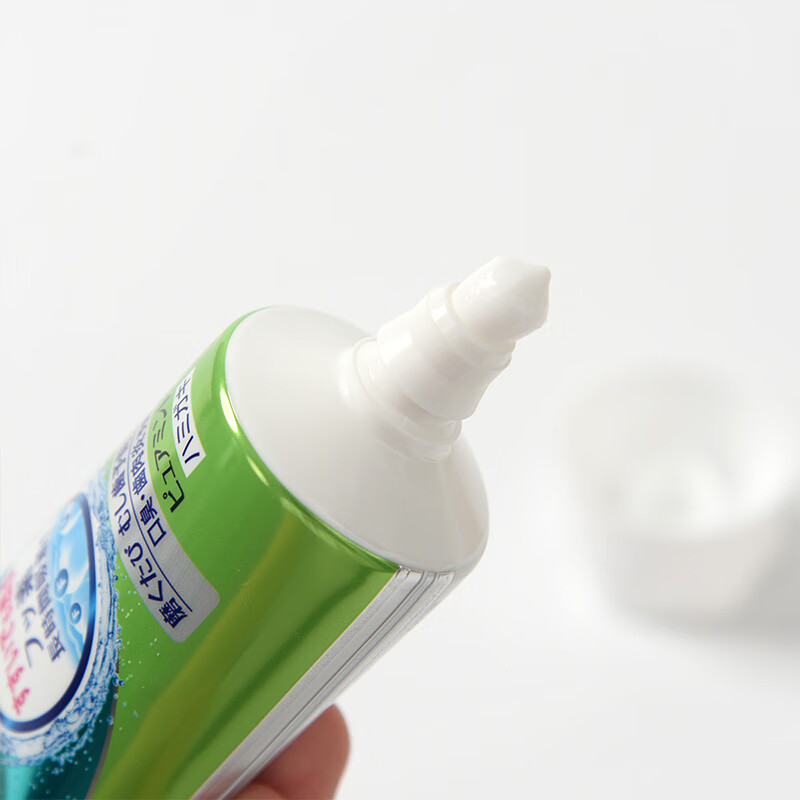 花王（KAO）牙膏牙龈护理防蛀清新口气进口微颗粒含氟牙膏薄荷日本原装进口