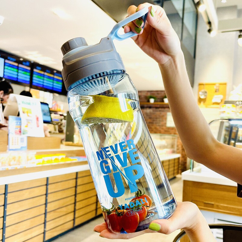 贝瑟斯 塑料水杯男女超大容量杯子运动户外夏季便携太空杯 灰色2200ml 灰色2200ml