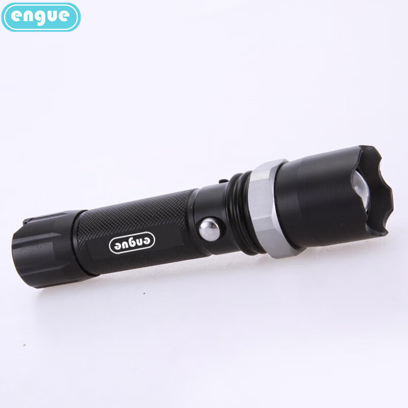 engue三档强光调焦金属手电筒  EG-110