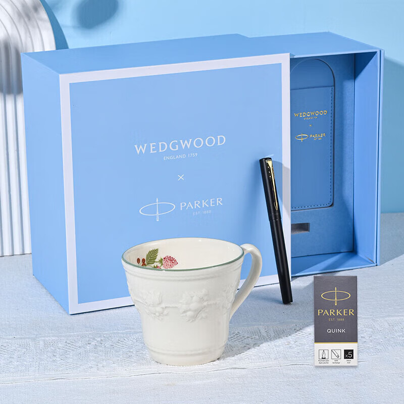 WEDGWOOD欢愉假日树莓马克杯套装+Parker派克威雅XL入门级黑金夹墨水笔	