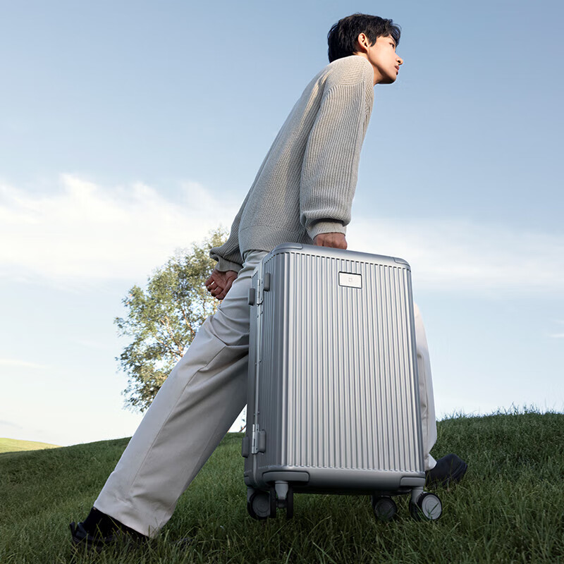 小米行李箱铝框拉杆箱大容量旅行箱男女万向轮密码箱子 黑色 24英寸 