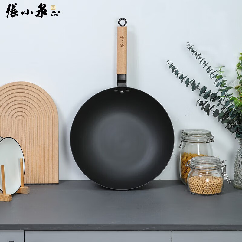 张小泉家用炒锅电磁炉通用炒菜锅无涂层精铁炒锅32cm香飘万家爆炒锅