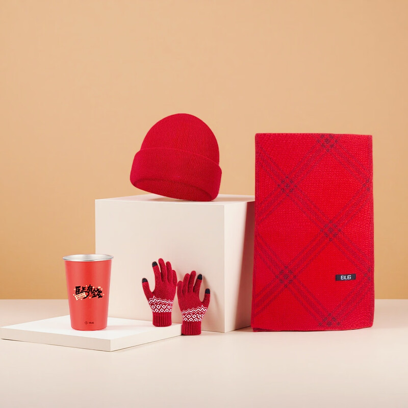 EILEI  马年保暖套装08