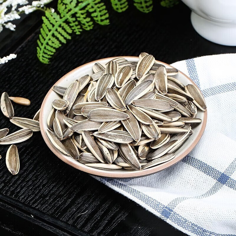 洽洽 香瓜子追剧办公休闲解馋零食美味多多回味多多炒货110g/袋*8