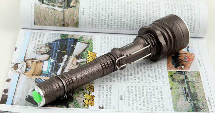 亚马逊应急灯照明LED强光手电筒充电远射防水家用消防手电A25 万能充+1电