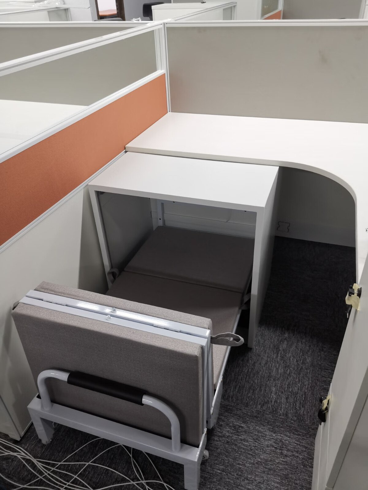 欧都雅屏风财务办公桌带午休床职员桌员工桌电脑桌l型隔断卡座带副柜