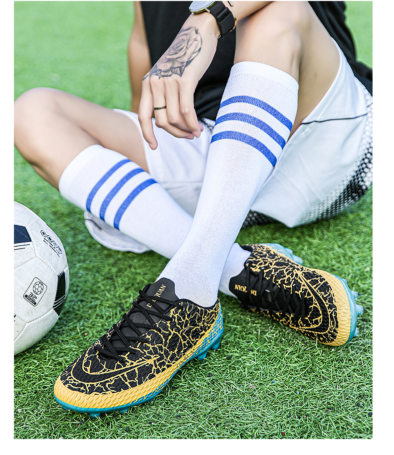 高帮足球鞋男碎胶透气成人儿童足球鞋碎胶鞋小学生大童运动青少年球鞋