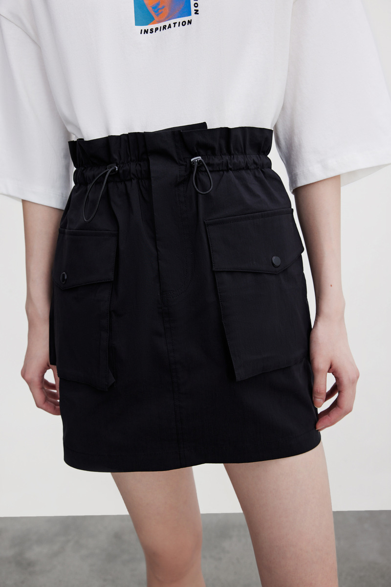 ur2021新品秋季女装潮酷街头工装口袋松紧腰半裙wv32s5an2000 正黑 xs