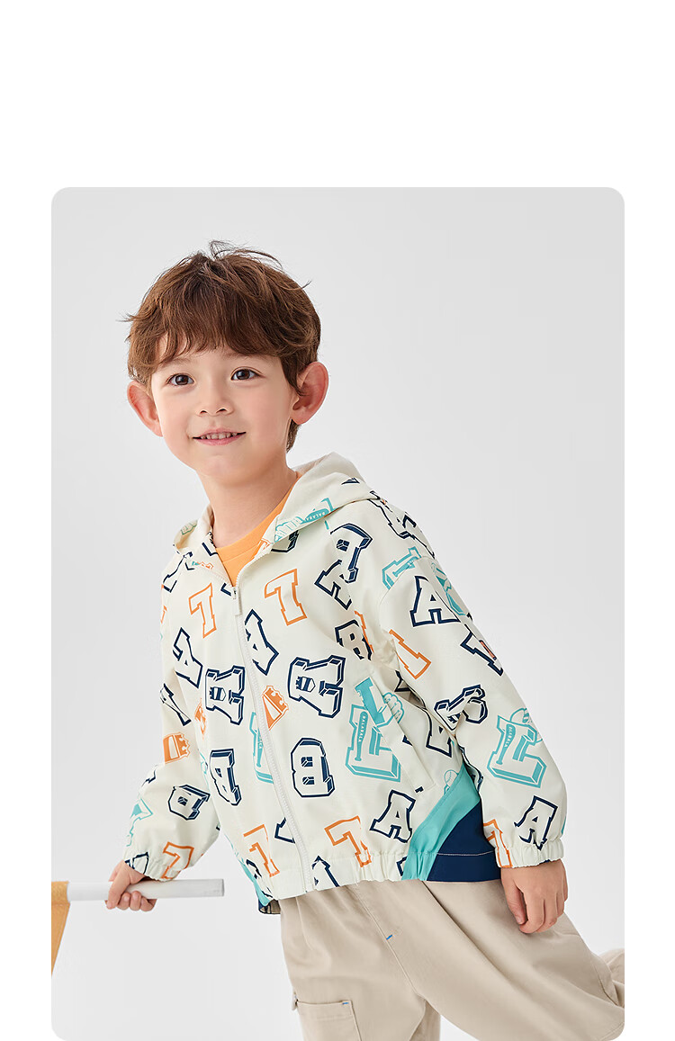 BALABALA Children's Outerwear, Boys' Spring And Autumn Jacket, Preppy Style Letter Hooded Top, Color-Block Outdoor Water-Repellent Soft Shell Coat 1