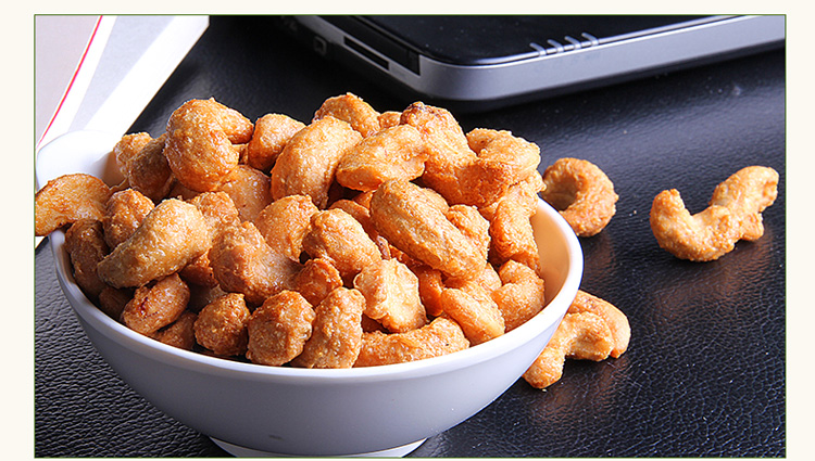 百草味 坚果炒货 干果果仁 零食炭烧腰果100g/袋 京东专供