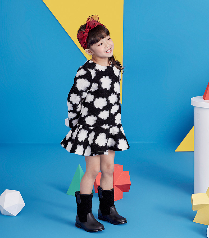 kids品牌童装女童连衣裙儿童保暖连衣裙秋冬新款长袖f5419002 黑底