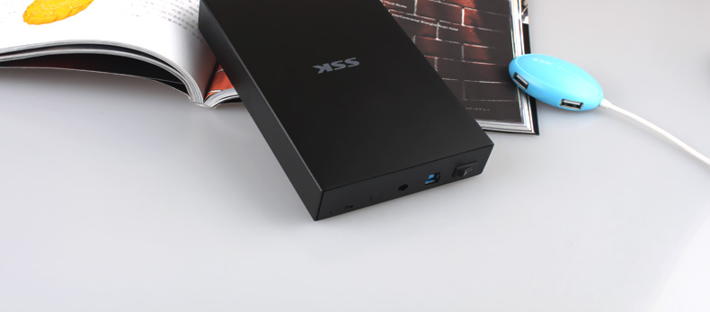 SSK飚王 HE-S3300品致移动硬盘盒3.5寸 USB3.0 SATA串口台式电脑硬盘