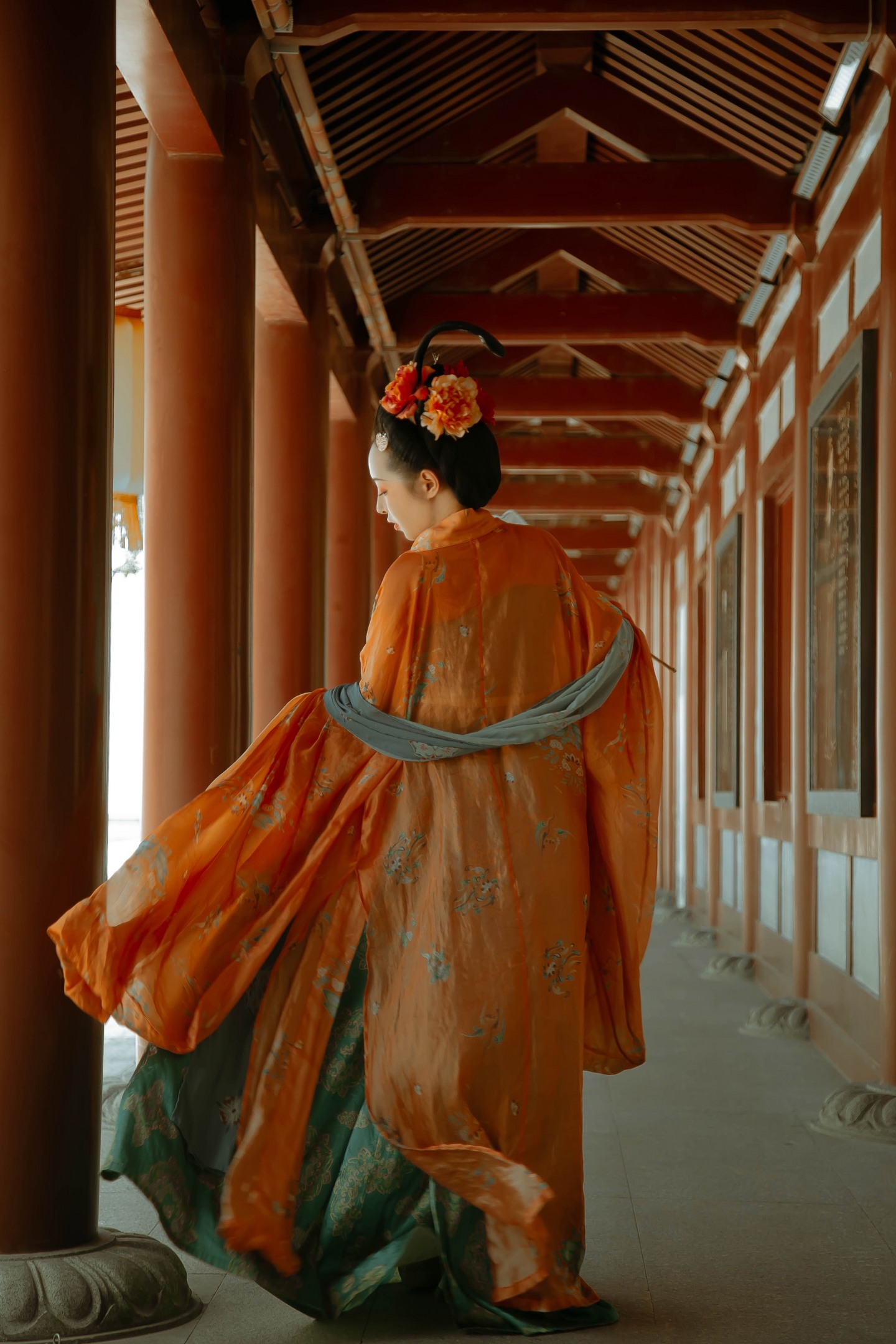 汉服古装美女 赏沉鱼落雁,观闭月羞花