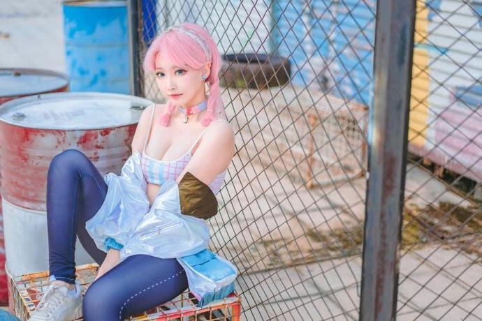 宮本桜-蓝毒[16P-322MB]