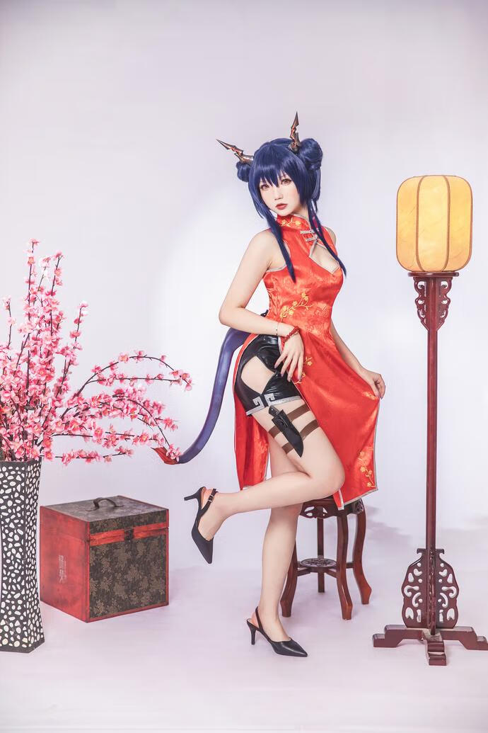 雪晴Astra-明日方舟 陈 旗袍 [18P-56.9MB]