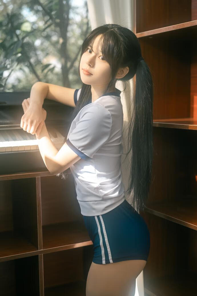rua阮阮 003 春の更衣室 体操服.jpg rua阮阮 003 春の更衣室 体操服.jpg
