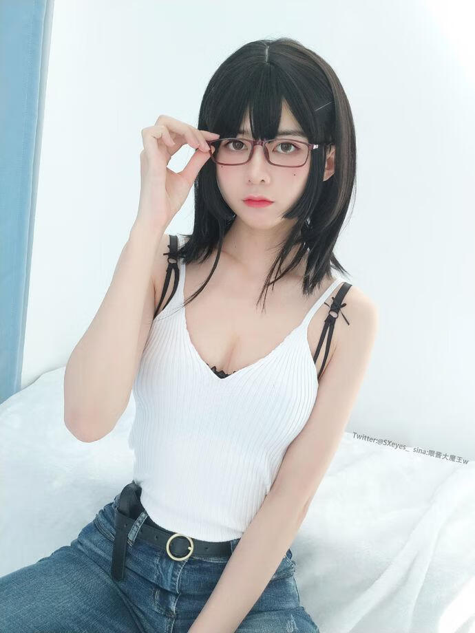 露兒大魔王作品赏析 (1).JPG 露兒大魔王作品赏析 (1).JPG