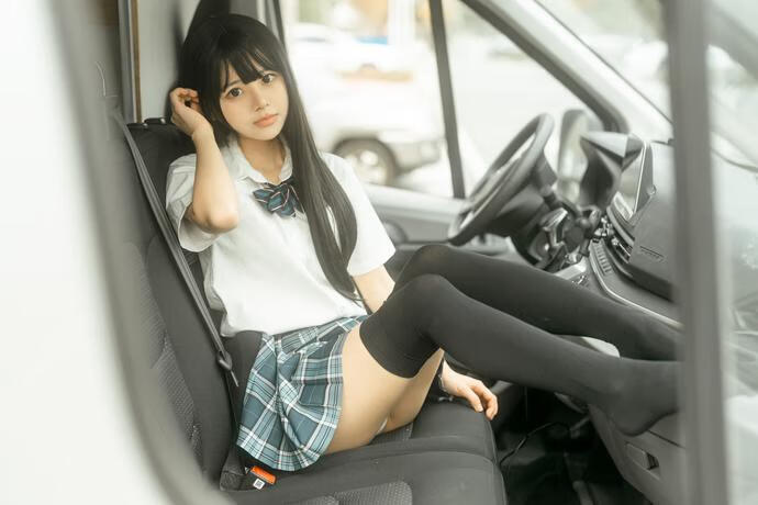 rua阮阮-房车 JK[41P-445MB]