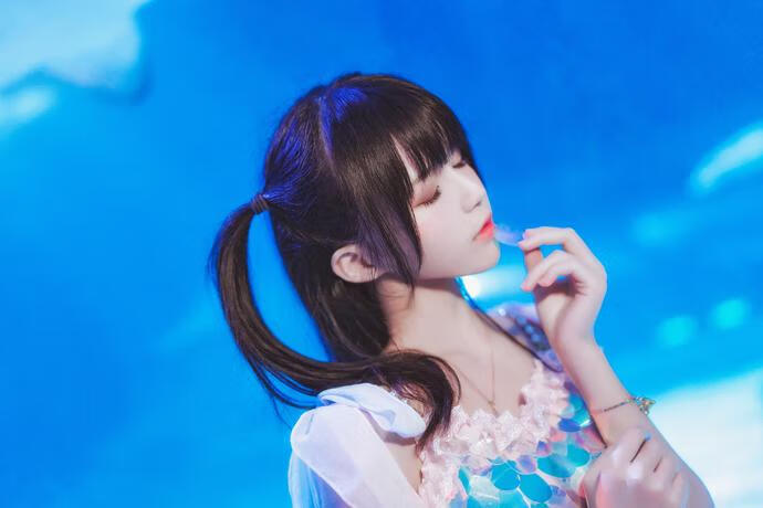 桜桃喵-水族馆 [15P-226MB]