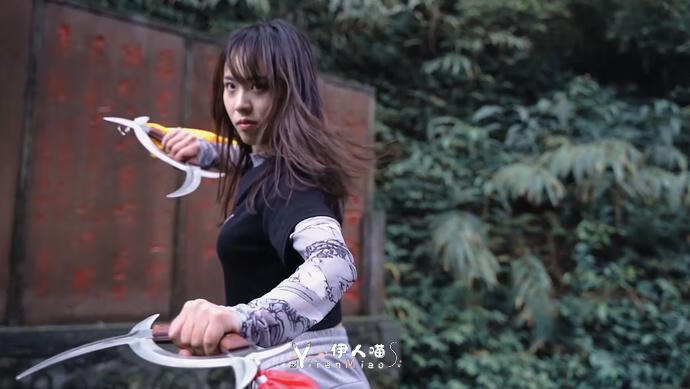 网络红人 凌云简介 (3)[2].jpg
