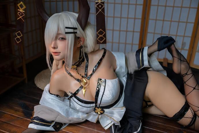 蠢沫沫-碧蓝航线 尾张 [371P2V-3.04G]