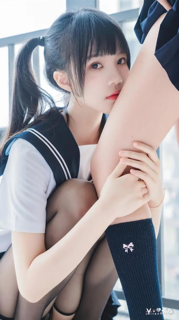 「萌妹壁纸」YRM.014-你能想象到黑丝带来的快乐吗