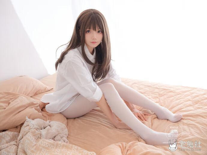 紧急企划的绝对领域!少女小恩全部视频能不能在线?