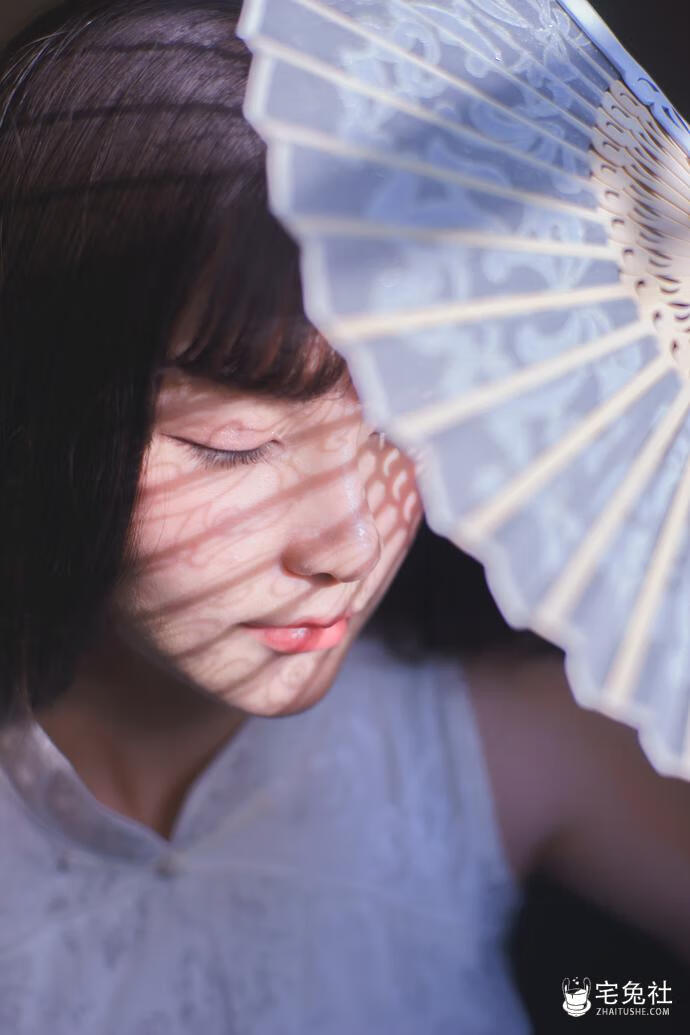 前羽cosplay作品合集 (4).jpg 前羽全套作品图合集 从上海到日本,这位超级萌妹子为何成了“宅男心头肉”?