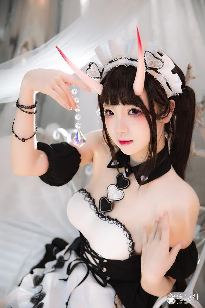 雪晴Astra cosplay作品 能代女仆 (2) 宅兔社.jpg