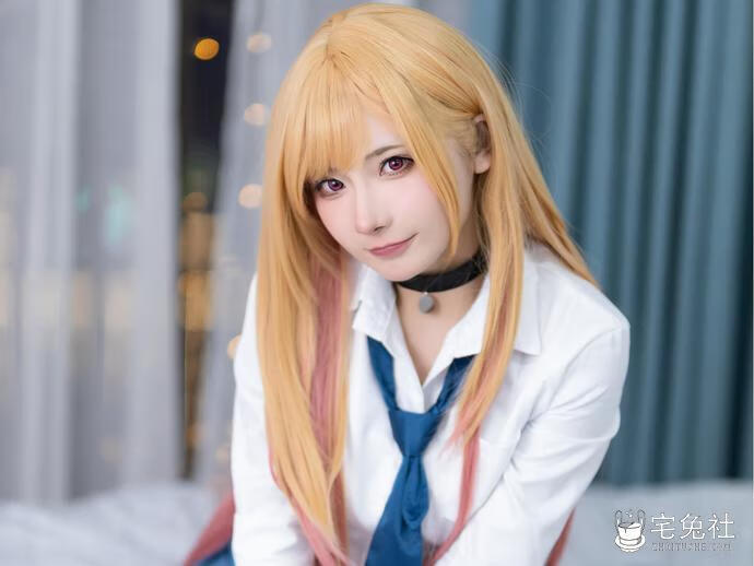 是三不是世w全套作品图合集 日常妹妹火车JK美艳如画！