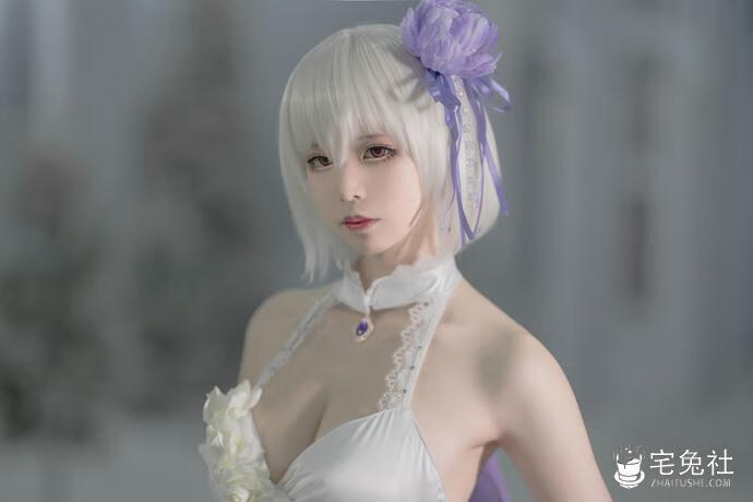 NO.020-爱老师-天狼星.jpg 爱老师_PhD全套cos图片合集 饱受争议的红尘女子