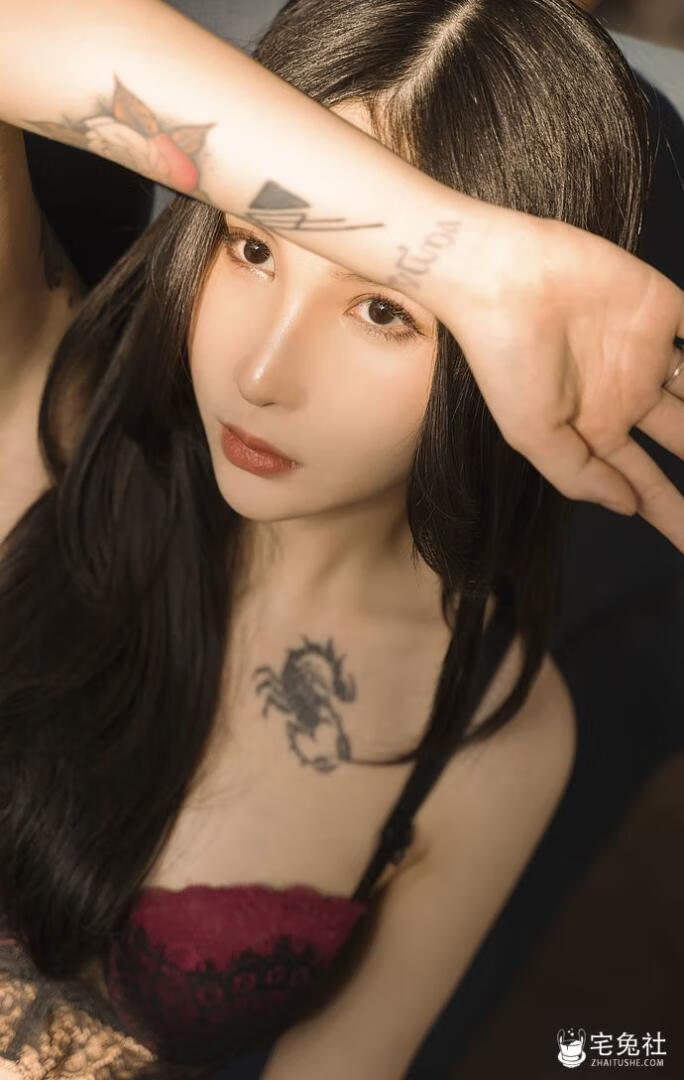 Vams子 NO.010 vams西装.jpg Vams子全套cos图片合集 冷艳妩媚的义眼女神