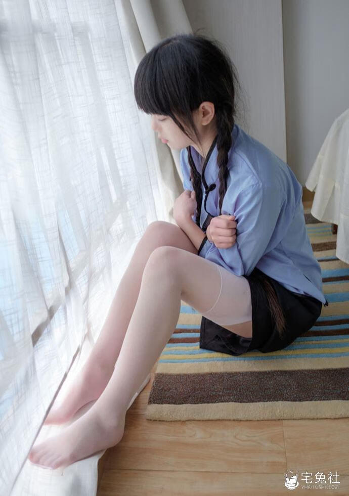 西尔酱白校服写真合集 (2).jpg 西尔酱白校服写真合集初恋感炸裂!民国制服美得让人上头!