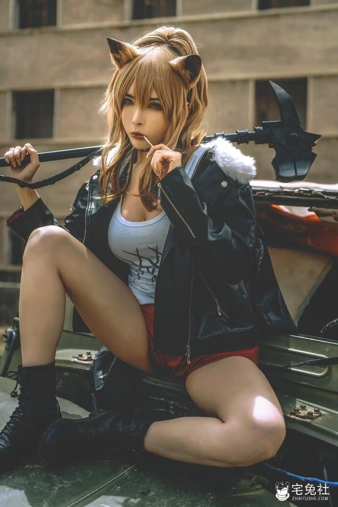 秋和柯基 (2) 宅兔社.jpg 秋和柯基cos图集作品收藏指南,大胆突出的美丽!颜值身材双赢!