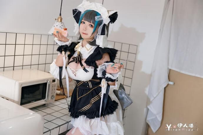樱落酱 cosplay作品017 柴郡 伊人喵.jpg 樱落酱w碧蓝航线精彩图集 完美的身材令人羡慕