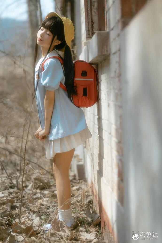 童趣与创可贴融合!蠢沫沫小黄帽cosplay系列让你感受可爱无限! 宅兔社 (6).jpg 童趣与创可贴融合!蠢沫沫小黄帽绅士版cosplay系列让你感受可爱无限!