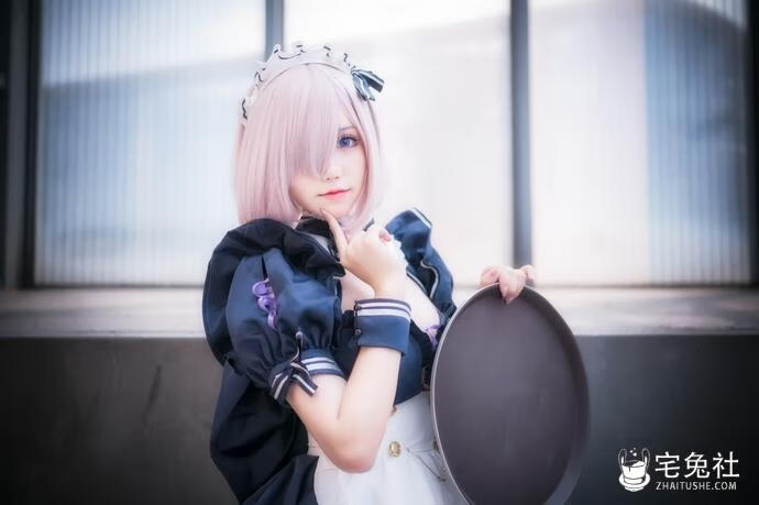 芋圆侑子 NO.017 黑枪呆女仆自拍.jpg