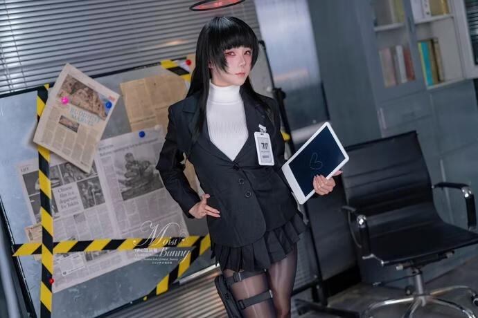 咬一口兔娘(Yiko湿润兔) – 2026年2月作品 碧蓝档案-调月莉音[91P2V-1.3G]