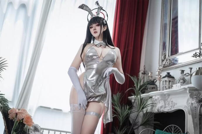 Natsuko夏夏子-蔚蓝档案 莉音 银礼服[721VP-737M]