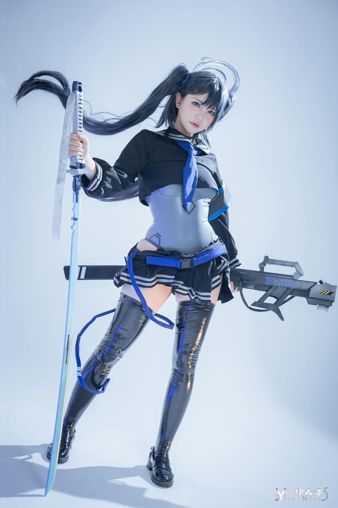 是一只熊仔吗cos全集赏析 白到发光的软萌Coser！