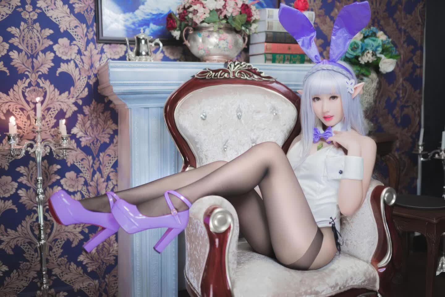 羽生三未-从零开始的异世界生活 艾米莉亚兔女郎[22P-167M]
