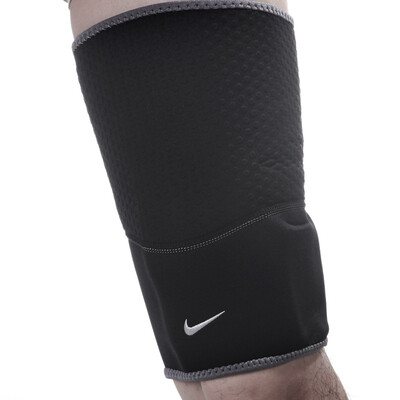 

Nike NIKE профессиональный спорт куртки эластичным бедра гетры NK9337024020 XL