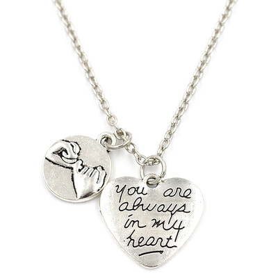 

Creative Finger Pattern Heart Shape Pendant Love Letters Printed Alloy Necklace Mother&39S Day Gift