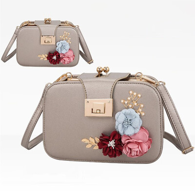 

Tailored Fashion Women Vintage Leather Pearl Messenger Bags Retro Flower Crossbody Bags