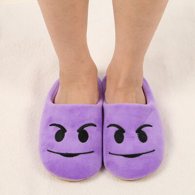 

2018 Indoor Warm Emoji Slippers Winter Cotton Plush Slipper Emoji Shoes Smiley Emoticon Winter Soft Cartoon Shoes