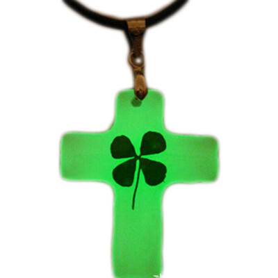 

Glow in The Dark Luminous Clover Pendant Necklace Charms for Women Men Kids