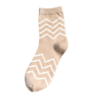 

New Casual Cartoon Footprint Women Socks Funny Happy Art Poached Egg Stripes Cloud Mountain Pattern Cotton Socks
