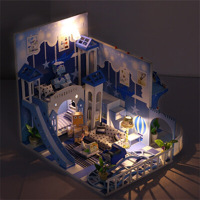 

YIWULADIY Christmas House Assemble Miniature Dollhouse LED Furniture Kit Xmas Gift