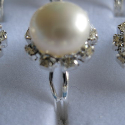 

Fresh Canned High Quality Small Mussels Special Earrings Pearl Magic Set Packaging Ring